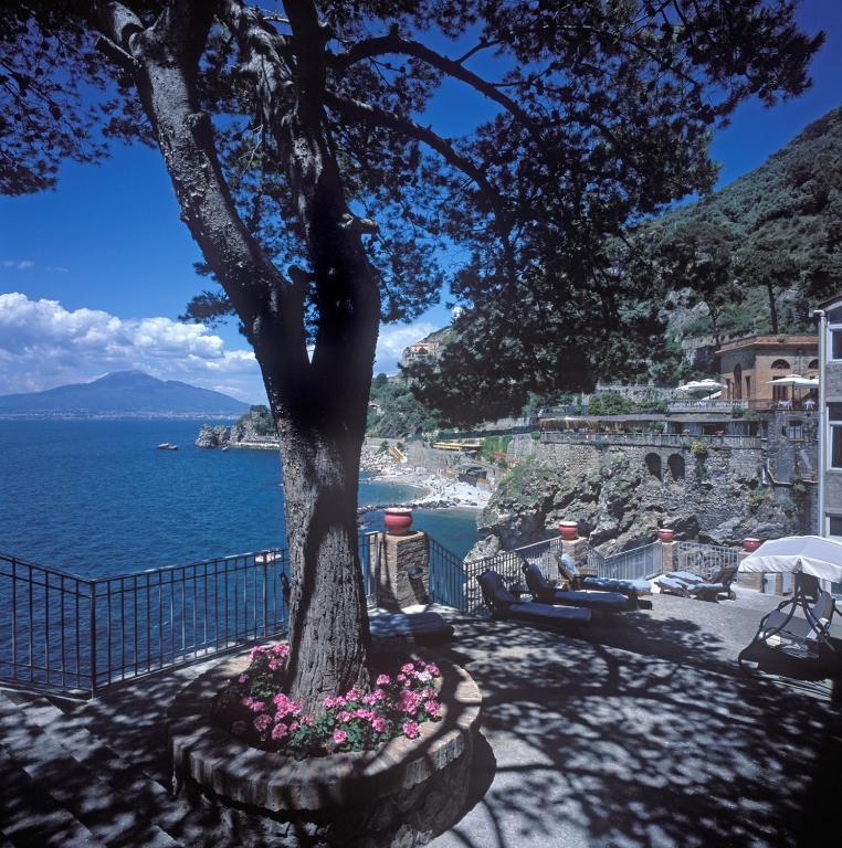 Hotel Scrajo Wellness & Mineral Spa Neapolitan Riviera المظهر الخارجي الصورة